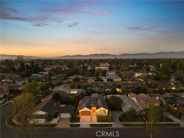 Detail Gallery Image 31 of 32 For 13949 Cumpston St, Sherman Oaks,  CA 91401 - 3 Beds | 3/1 Baths