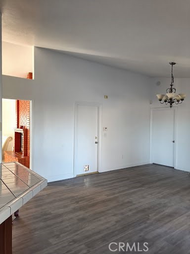 Detail Gallery Image 5 of 13 For 15742 Muscatel, Hesperia,  CA 92345 - 4 Beds | 3 Baths