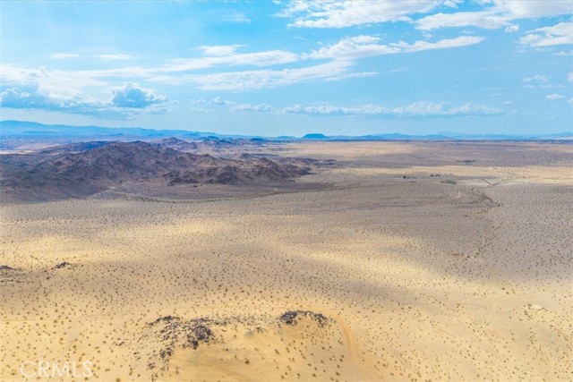 67859 Valle Vista Road, 29 Palms CA: https://media.crmls.org/medias/6c493dc2-7c48-4ed6-987c-adab5a5cc006.jpg