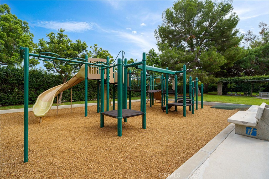 MLS #OC25233246 image #39