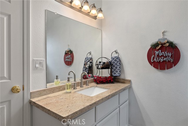 Detail Gallery Image 20 of 37 For 354 Silver Lake, Chico,  CA 95973 - 3 Beds | 2 Baths