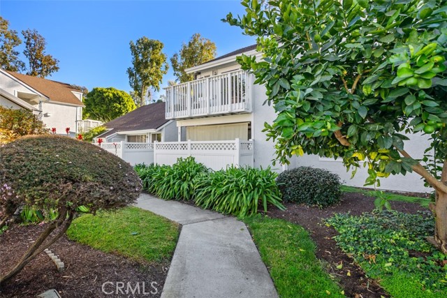 Detail Gallery Image 2 of 42 For 10 Terrace Cir, Laguna Niguel,  CA 92677 - 2 Beds | 1 Baths