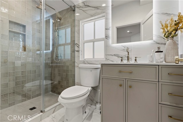 Detail Gallery Image 32 of 59 For 6 Mountainbrook, Irvine,  CA 92620 - 5 Beds | 4 Baths