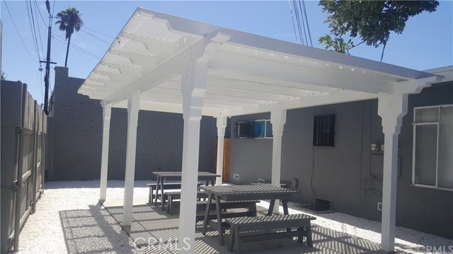 8014 S Western Avenue, Los Angeles CA: https://media.crmls.org/medias/6c4a8913-9f90-4b6b-be17-41ac00b6b39e.jpg