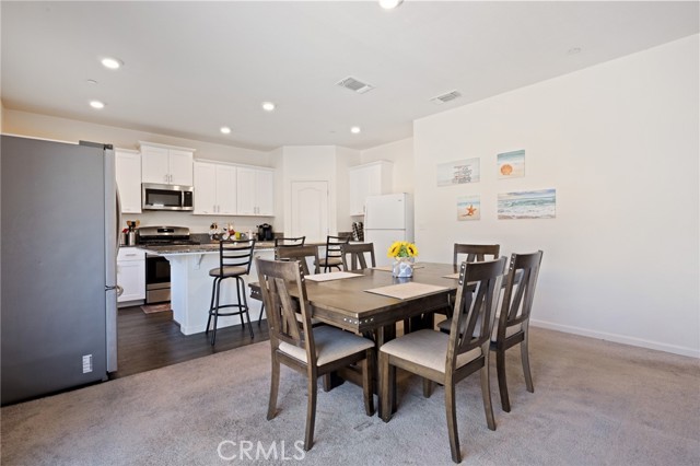 Detail Gallery Image 13 of 42 For 657 Phelps Dr, Merced,  CA 95348 - 6 Beds | 4/1 Baths