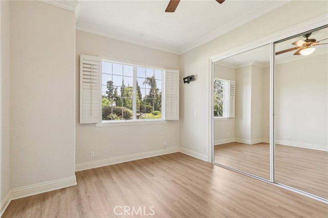 Image 36 of 62 For 16860 Rayen Street