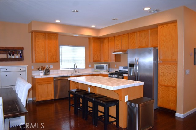 Detail Gallery Image 5 of 59 For 1405 Jantzen Ave, Atwater,  CA 95301 - 4 Beds | 2 Baths