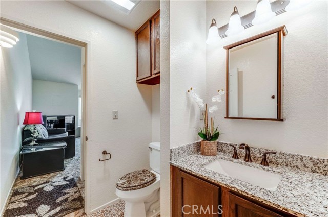 Detail Gallery Image 21 of 29 For 543 E Hazel St #1,  Inglewood,  CA 90302 - 2 Beds | 2 Baths