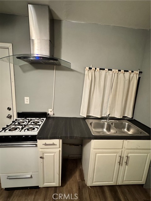 Detail Gallery Image 16 of 19 For 10402 50th, Jurupa Valley,  CA 91752 - 3 Beds | 2 Baths