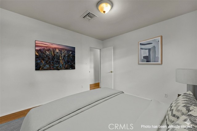 Detail Gallery Image 35 of 52 For 18419 Linnet, Tarzana,  CA 91356 - 3 Beds | 3 Baths