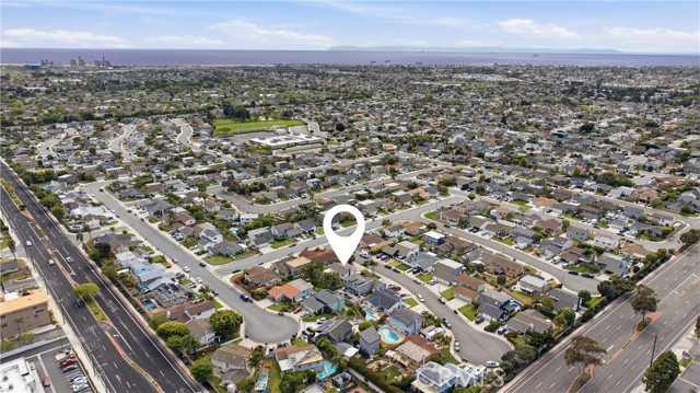 Image 42 of 43 For 20082 Gothic Circle