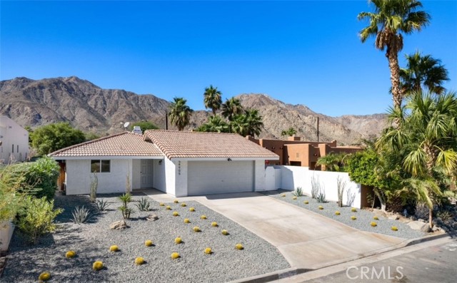 Detail Gallery Image 2 of 30 For 54905 Avenida Diaz, La Quinta,  CA 92253 - 3 Beds | 2 Baths