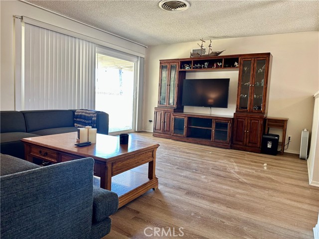 1340 Agnew Street photo 5