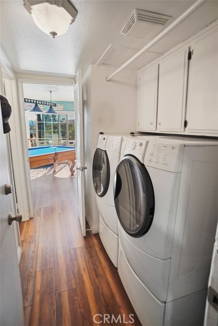 Detail Gallery Image 10 of 29 For 21946 Peppercorn, Saugus,  CA 91350 - 4 Beds | 2/1 Baths