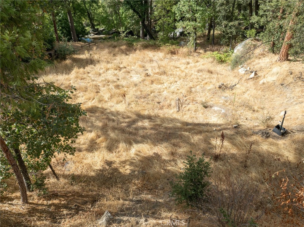 https://media.crmls.org/medias/6c4fb13f-e8b9-4856-88a9-fe0641e19663.jpg?preset=X-Large