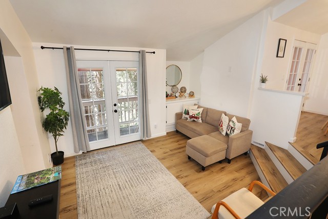 Detail Gallery Image 28 of 35 For 531 W Victoria Ct, Lake Arrowhead,  CA 92352 - 4 Beds | 2/1 Baths