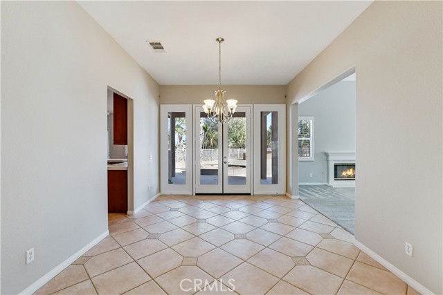 Detail Gallery Image 7 of 75 For 18614 Glass Mountain Dr, Riverside,  CA 92504 - 4 Beds | 3/1 Baths