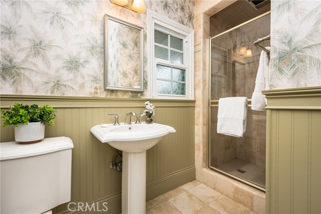 Detail Gallery Image 23 of 30 For 2102 Ostrom Ave, Long Beach,  CA 90815 - 3 Beds | 2 Baths