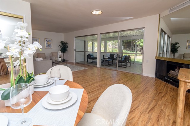 Detail Gallery Image 20 of 44 For 26701 Oak Branch Cir, Newhall,  CA 91321 - 2 Beds | 2 Baths