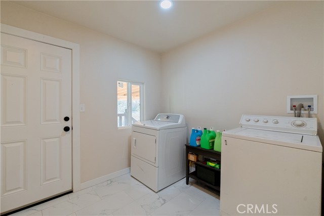 Detail Gallery Image 13 of 20 For 40004 171st, Palmdale,  CA 93591 - 4 Beds | 2 Baths