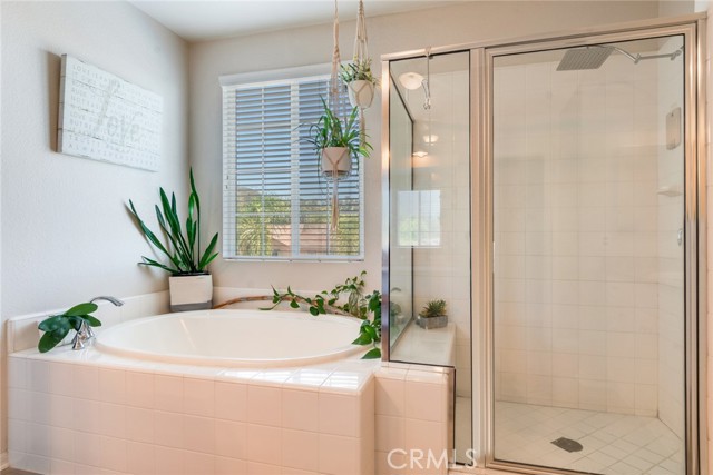 4765 Falconview Court, Fontana CA: https://media.crmls.org/medias/6c50f38d-e978-4279-9746-e29c92c7c401.jpg