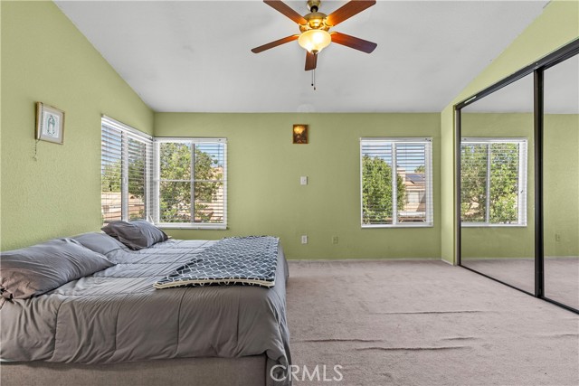 Detail Gallery Image 18 of 29 For 4031 E Avenue R13, Palmdale,  CA 93552 - 3 Beds | 2/1 Baths