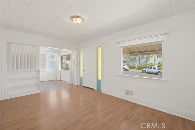 715 Carnelian Street, Redondo Beach, California 90277, 2 Bedrooms Bedrooms, ,1 BathroomBathrooms,Residential,For Sale,Carnelian,SB24129871