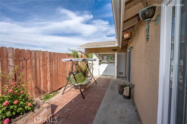 Detail Gallery Image 14 of 34 For 18923 Circle of Friends, Newhall,  CA 91321 - 2 Beds | 2 Baths