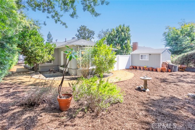Detail Gallery Image 29 of 30 For 301 S Sunset Canyon Dr, Burbank,  CA 91501 - 3 Beds | 1/1 Baths