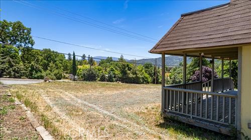 Detail Gallery Image 32 of 42 For 28921 Bear Valley Rd, Tehachapi,  CA 93561 - 3 Beds | 2 Baths