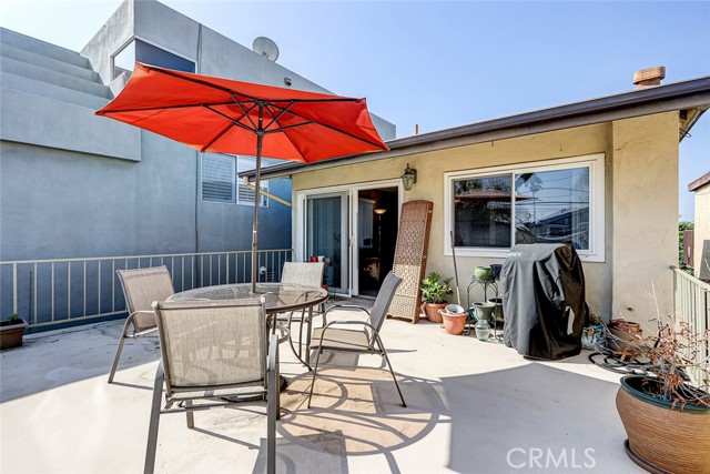 Detail Gallery Image 13 of 23 For 1623 Carver St, Redondo Beach,  CA 90278 - 3 Beds | 1/1 Baths