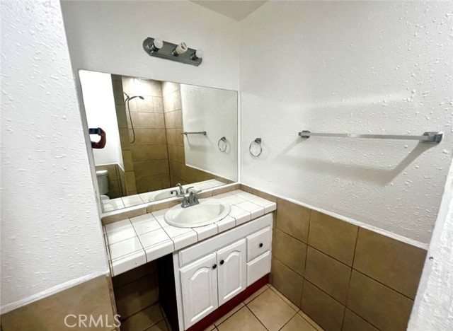 Image 19 of 17 For 2657 Monroe  