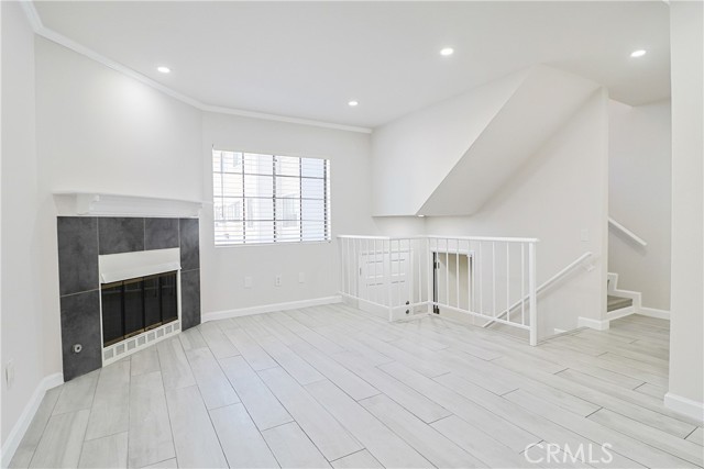 8338 Woodley Pl, North Hills CA: https://media.crmls.org/medias/6c55d56c-0caa-4220-a55a-5b36d75d987c.jpg