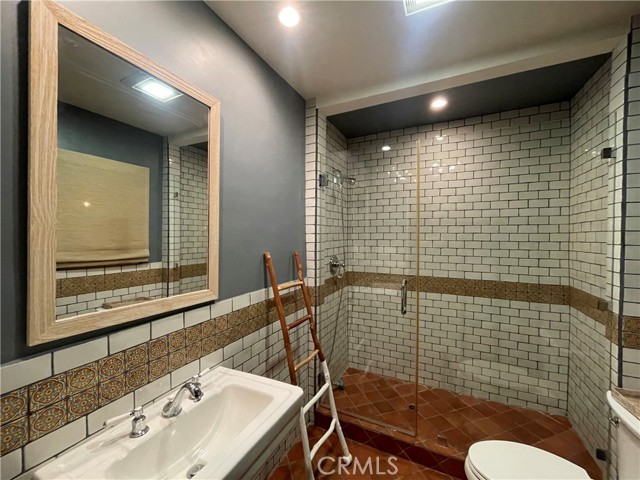 Detail Gallery Image 17 of 29 For 1419 Graynold Ave, Glendale,  CA 91202 - 3 Beds | 2 Baths