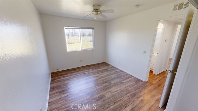 13457 4th Street, Yucaipa CA: https://media.crmls.org/medias/6c56cc8a-356a-4807-beaa-d154290d1c55.jpg