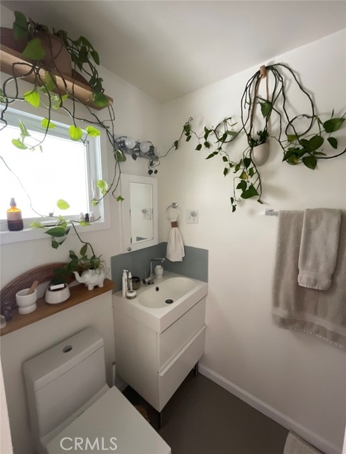 709 Havana Avenue, Long Beach CA: https://media.crmls.org/medias/6c56f150-be09-481b-afad-c22758ccada8.jpg