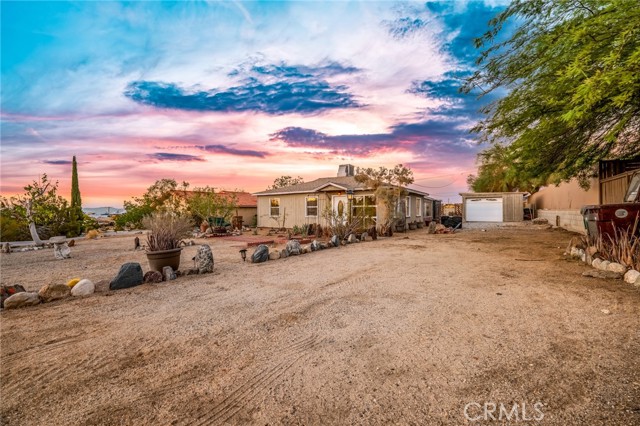 6631 Ivanpah Avenue, 29 Palms, California 92277, 2 Bedrooms Bedrooms, ,1 BathroomBathrooms,Single Family Residence,For Sale,Ivanpah,JT24158191