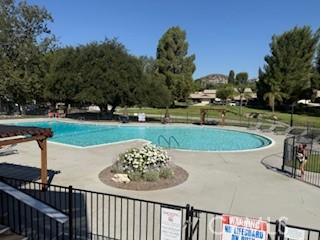 Detail Gallery Image 24 of 27 For 26822 Avenue of the Oaks, Newhall,  CA 91321 - 2 Beds | 2 Baths