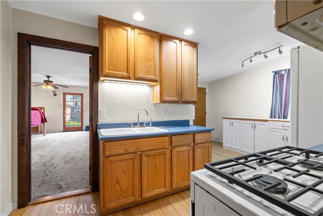 Detail Gallery Image 11 of 41 For 9417 Lomita, Rancho Cucamonga,  CA 91701 - 2 Beds | 2 Baths