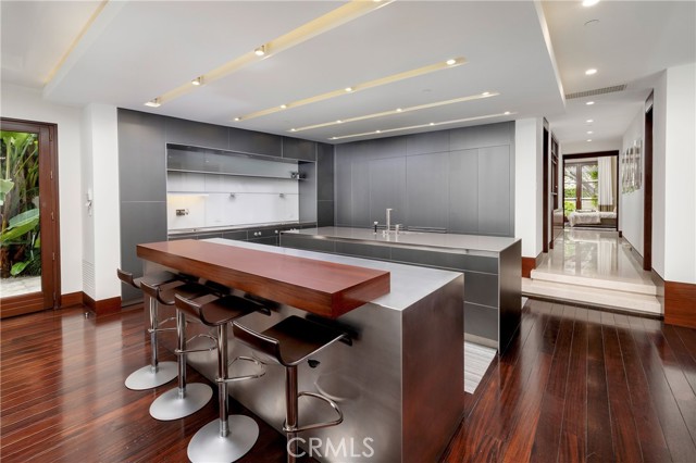 9 Sailcrest, Newport Coast CA: https://media.crmls.org/medias/6c5945b6-8660-4ef2-b5cf-b60f6c5a9d27.jpg