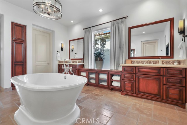 Detail Gallery Image 25 of 54 For 76518 via Chianti, Indian Wells,  CA 92210 - 4 Beds | 5/2 Baths