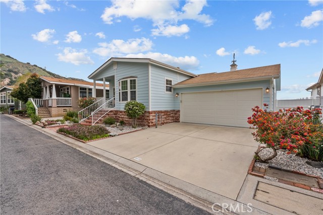 15455 Glenoaks Boulevard, Sylmar CA: https://media.crmls.org/medias/6c59b8a5-6ad6-42ec-99c4-0f93f9020d8c.jpg