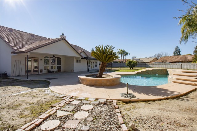 Image 42 of 51 For 12608 Tule River Way