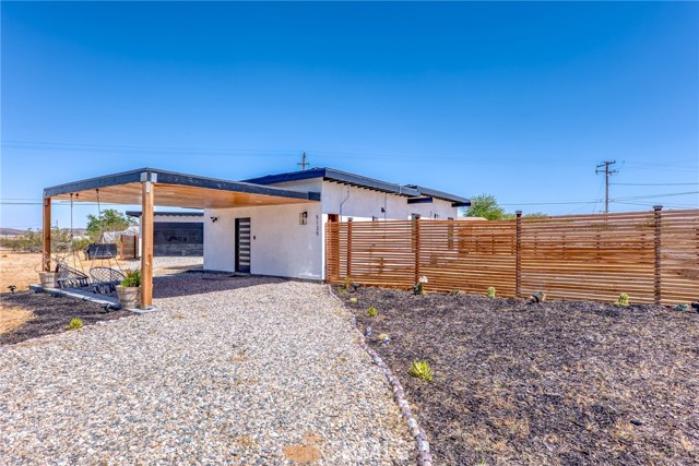 Detail Gallery Image 3 of 46 For 5125 Sunfair Rd, Joshua Tree,  CA 92252 - 2 Beds | 2 Baths