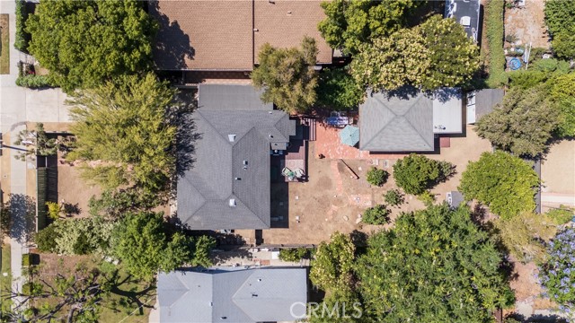 10321 Owensmouth Avenue, Chatsworth CA: https://media.crmls.org/medias/6c5aebe1-6772-49a2-bfd3-ca5288ab9594.jpg