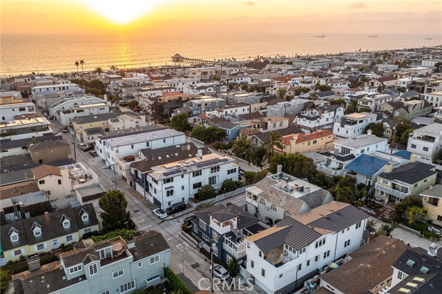 501 6th Place, Manhattan Beach, California 90266, 4 Bedrooms Bedrooms, ,2 BathroomsBathrooms,Residential,Sold,6th,SB23176896