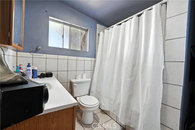6178 Roy st, Los Angeles CA: https://media.crmls.org/medias/6c5d19ba-edb2-4b89-a10c-f659cb7db1e9.jpg