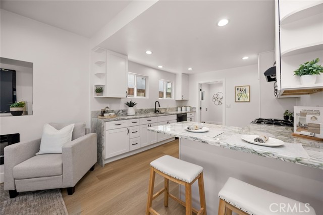 201 S Melrose Street, Placentia CA: https://media.crmls.org/medias/6c5d5d14-2ea3-40f4-80f4-d6471532fe33.jpg