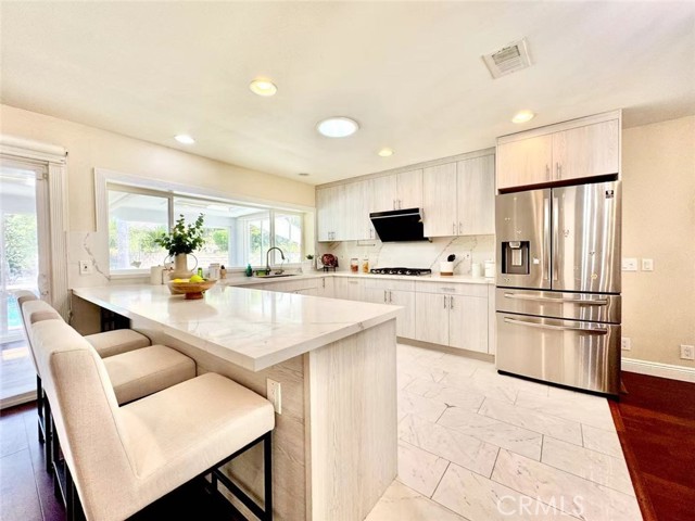 Image 8 of 23 For 21315 Pinehill Lane