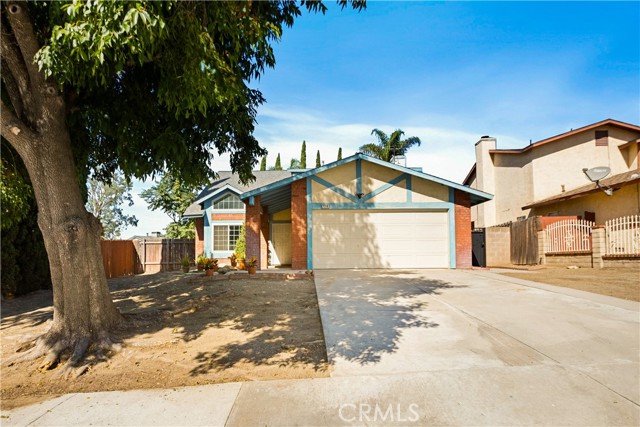 Detail Gallery Image 1 of 35 For 7724 Myles Ct, Fontana,  CA 92336 - 3 Beds | 2/1 Baths